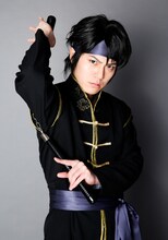 平野良演じる鬼宿。