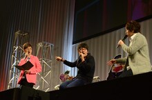 （左から）櫻井孝宏、小野友樹、小野大輔。