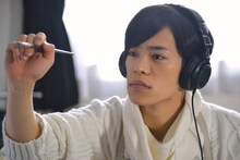 小野賢章演じる岸田叶人。