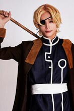 五十嵐麻朝演じる団長。(c)「クジラの子らは砂上に歌う」舞台製作委員会