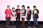 (左から)シリーズ構成を務める佐藤大、寺本幸代監督、たかはしひでやす、ジョーカー役の村瀬歩、スペード役の下野紘、フェニックス/赤井翼役の松岡禎丞。