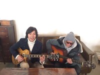 山田裕貴（左）と廣木隆一監督。