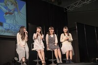 「AnimeJapan 2016」のオープンステージで行われた「放送直前！アニメ『ばくおん!!』ステージ」の様子。