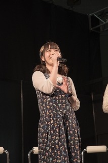 内山夕実