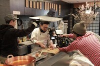 制作現場の様子。