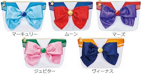 セーラー戦士たちのコスチュームをデザインしたオリジナルポーチ。