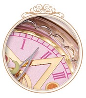 フリルカットされたガラスの縁。