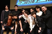 (上段左から)郷本直也、章平、鳥越裕貴、桝井賢斗、大野瑞生、西田シャトナー。(下段左から)小越勇輝、廣瀬智紀、北村諒、植田圭輔。