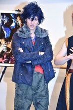 グレイ・フルバスター役の白又敦。