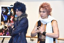 （左から）グレイ・フルバスター役の白又敦、ナツ・ドラグニル役の宮崎秋人。