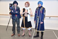 （左から）グレイ・フルバスター役の白又敦、ナツ・ドラグニル役の宮崎秋人、ジェラール・フェルナンデス役の荒木宏文。