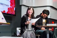 （左から）名塚佳織、大和田秀樹。