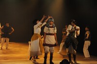 舞台「クジラの子らは砂上に歌う」公開ゲネプロの様子。