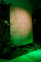 「妖怪の森」のぬりかべ。