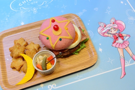 「セーラームーンスペシャルバーガー」