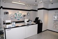 I.Gストアの様子。