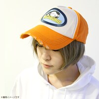 「アイアムアヒーロー 英雄のキャップ」着用イメージ。