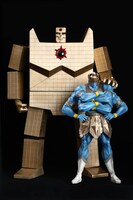 SpiceSeed「アシュラマン」と、製作中の「サンシャイン」。