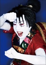 市川猿之助演じるルフィ。