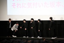 足の痛みを訴えるスネオヘアー。