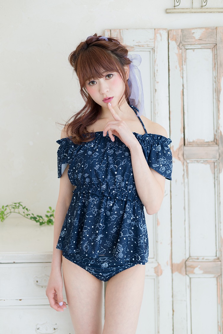 「暁美ほむらモデル水着」着用イメージ