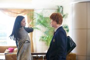 映画「オオカミ少女と黒王子」の場面写真。