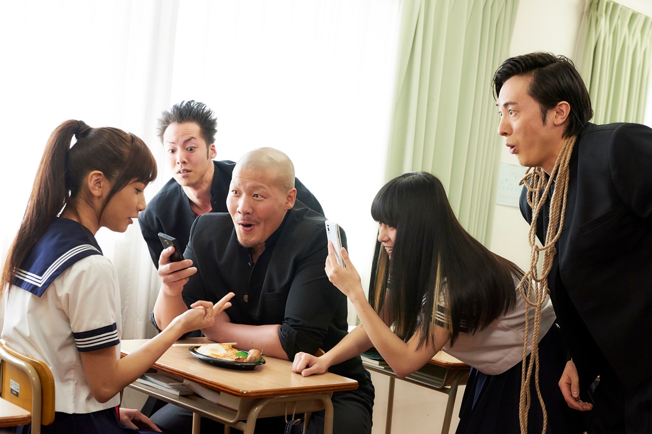 映画「教科書にないッ！」場面写真