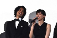 舞台挨拶の様子。