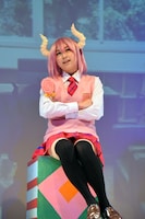 高木友梨香演じる紅本茜。