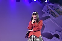 藤本かえで演じる黒峰鳴。