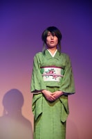 西口杏里沙演じる白神桐子。