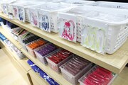 「アイドリッシュセブン」グッズコーナー ※写真は初日5月9日、開店前の状態です。