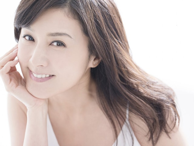 相馬妙子役の藤原紀香。