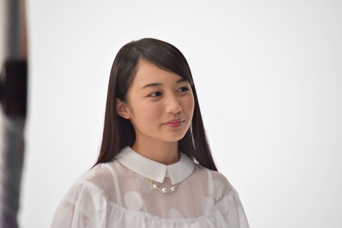 セーラーマーキュリー／水野亜美役の黒木ひかり。