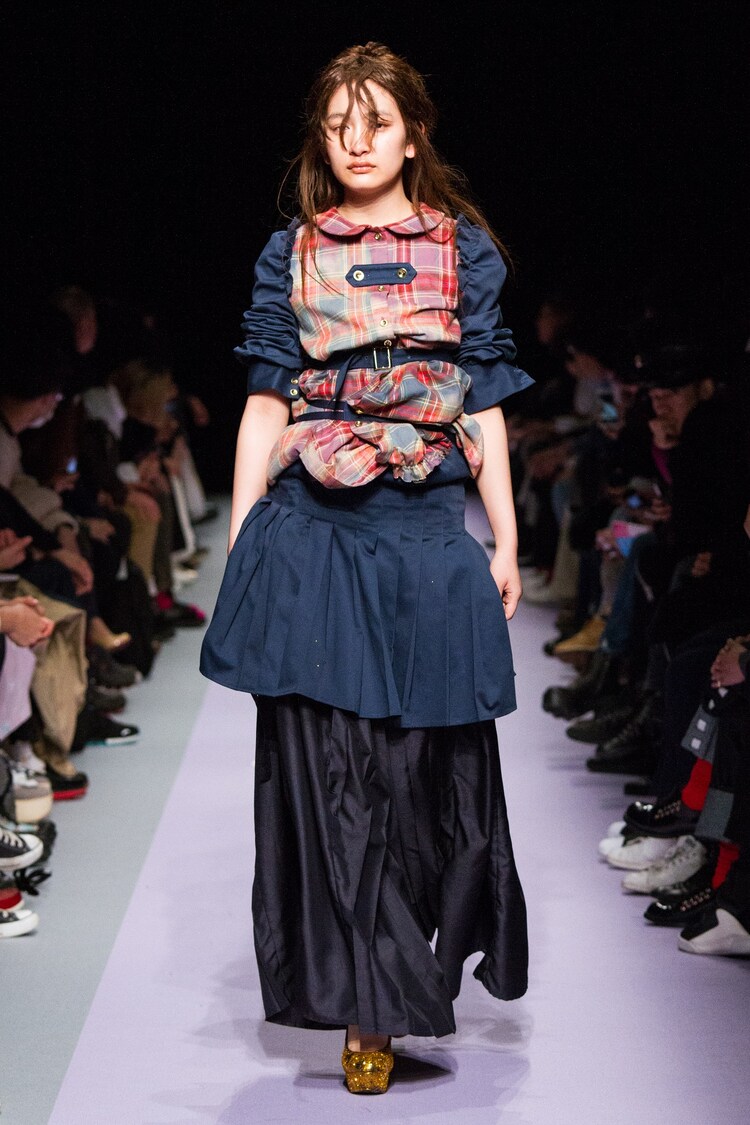 安野モヨコ 鼻下長紳士回顧録 イメージした女性服が伊勢丹に コミックナタリー