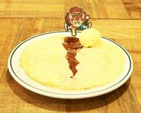 「『パカカッ！』アラレちゃんの地球（ちたま）割りクレープ」