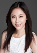 真咲あかり役の水沢エレナ。