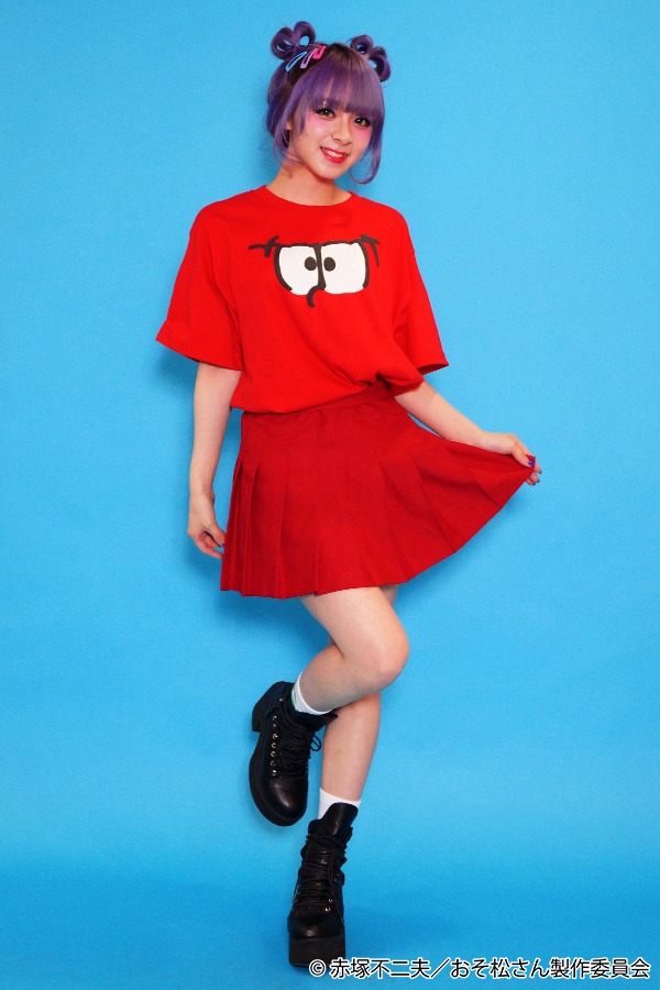 「おそ松さん×galaxxxy おそ松EYE Tシャツ」着用例