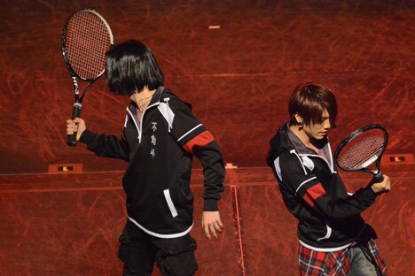 不動峰の伊武深司と神尾アキラ。