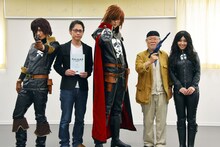 （左から）台羽正役の鈴木勤、脚本と演出を手がける原田光規、ハーロック役の林野健志、松本零士、波野静香役の伊藤えみ。
