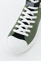 「NARUTO-ナルト- 疾風伝」はたけカカシモデル スニーカー