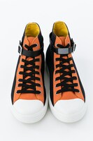 「NARUTO-ナルト- 疾風伝」うずまきナルトモデル スニーカー