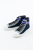 「NARUTO-ナルト- 疾風伝」うちはサスケモデル スニーカー