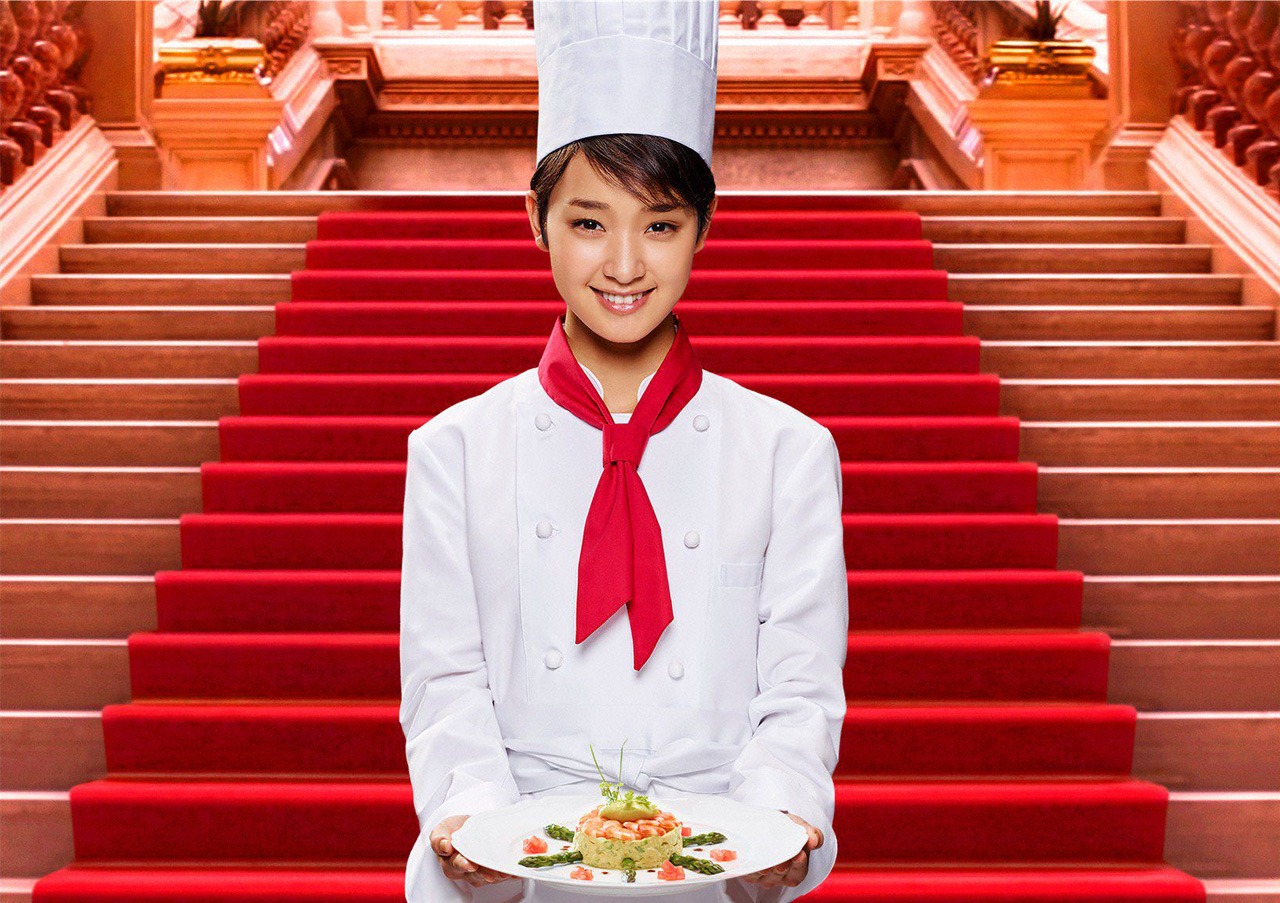 ドラマ「グ・ラ・メ！～総理の料理番～」にて主人公の一木くるみ役を演じる剛力彩芽。(c)テレビ朝日