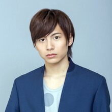 新開隼人役の宮崎秋人。