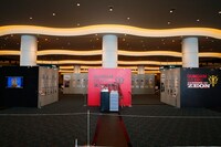 「ガンダム LIVE EXPO～ジオンの世紀～」会場の展示の様子。