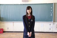 唐田えりか演じる緑川玲那。