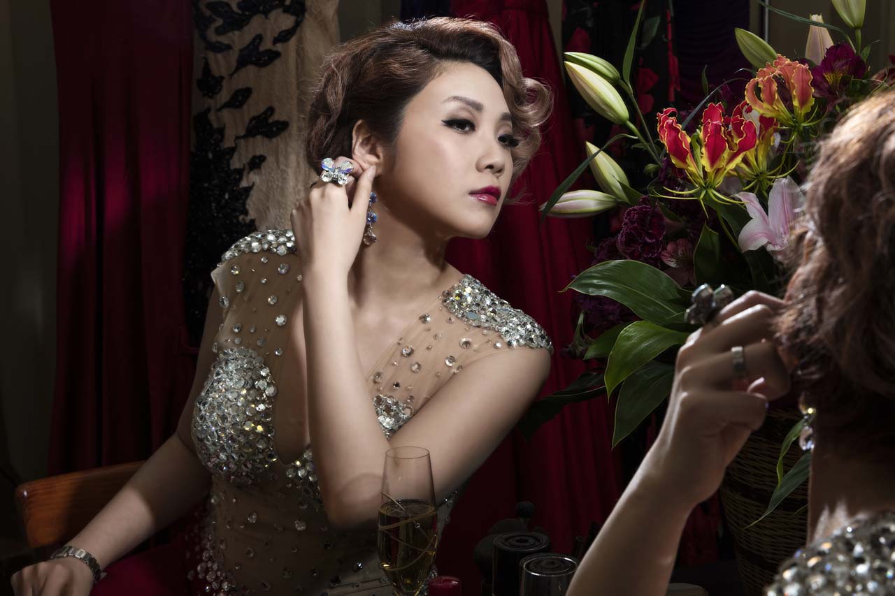 大友克洋が初めて実写MVの監督に、なかの綾のアルバム曲で