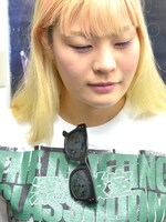 「洗礼 『見えない！』バプテスマサングラス」着用画像