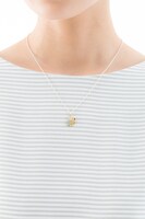 轟焦凍モデル ネックレス着用画像